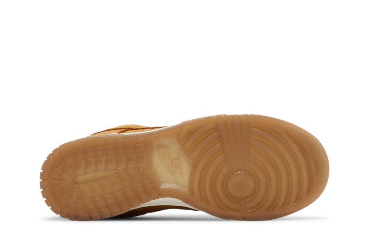 Nike Dunk Low 'Quilted Wheat'
