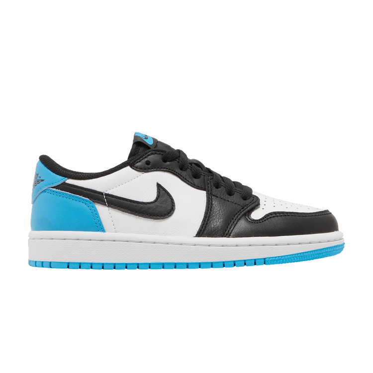 Air Jordan 1 Retro Low OG 'UNC'