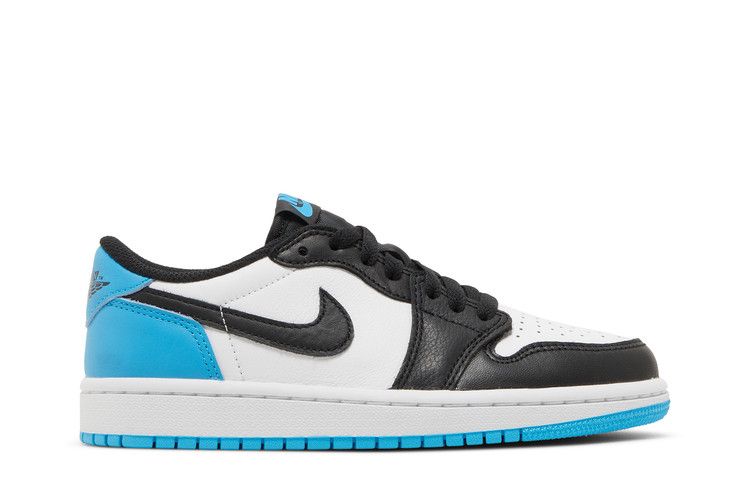 Air Jordan 1 Retro Low OG 'UNC'