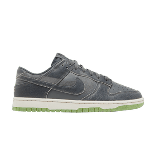 Nike Dunk Low SE 'Halloween - Cauldron'