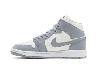 Air Jordan 1 Mid 'Stealth'