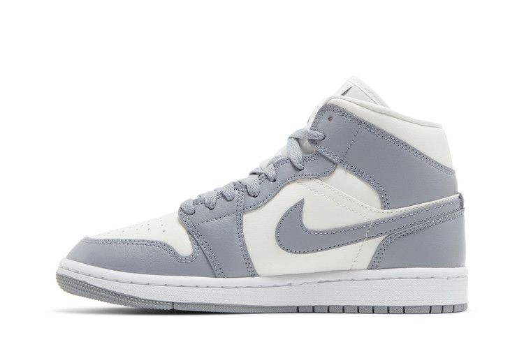 Air Jordan 1 Mid 'Stealth'