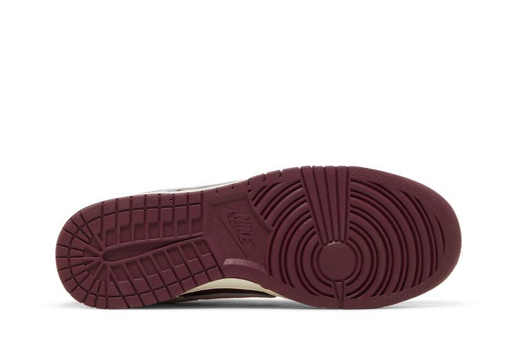 Nike Dunk Low Premium 'Valentine's Day'