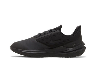 Nike Air Winflo 9 Shield 'Triple Black'