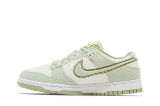 Nike Dunk Low SE 'Fleece - Honeydew'