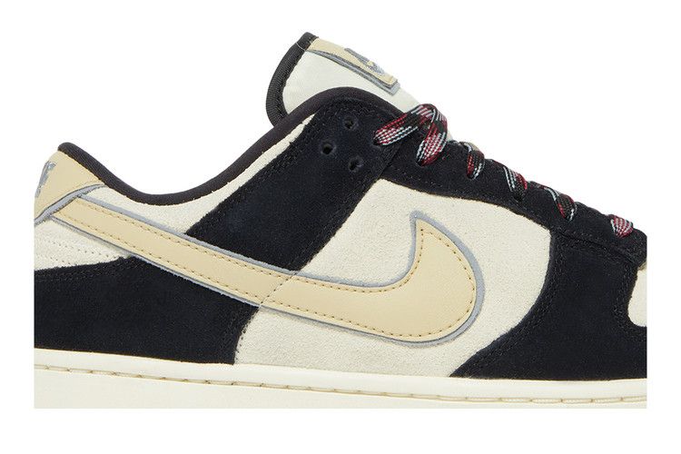Nike Dunk Low LX 'Black Suede'