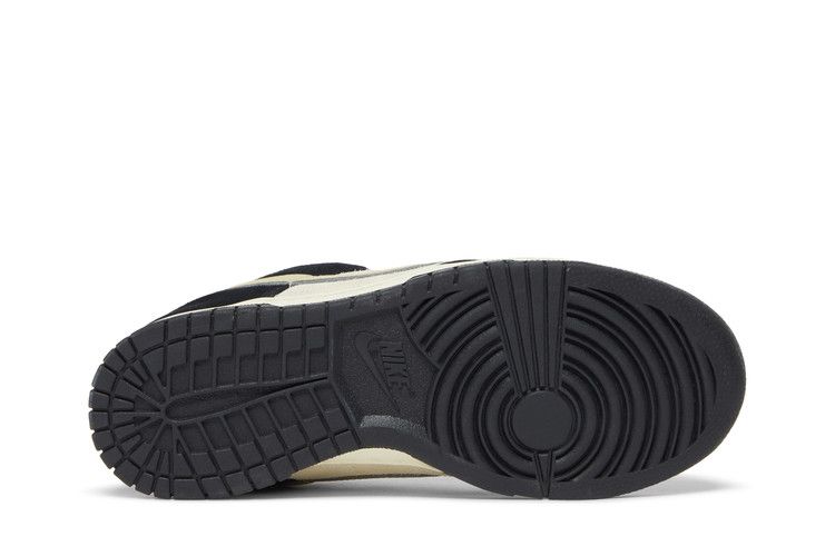 Nike Dunk Low LX 'Black Suede'