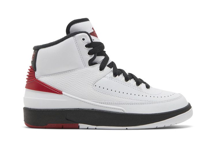 Air Jordan 2 Retro 'Chicago' 2022
