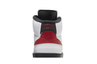 Air Jordan 2 Retro 'Chicago' 2022