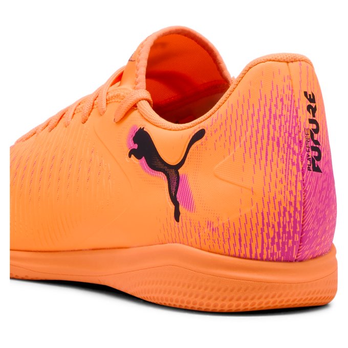 PUMA Future 8 Play Indoor Soccer Shoes