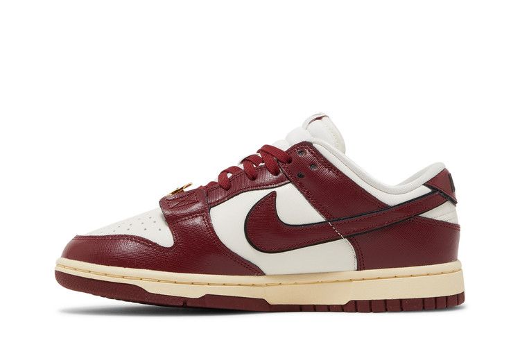 Nike Dunk Low SE 'Sisterhood - Team Red'