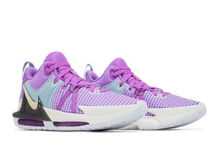 Nike LeBron Witness 7 'Fuchsia Dream'