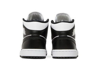 Air Jordan 1 Mid 'Panda'