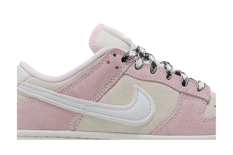 Nike Dunk Low LX 'Pink Foam'