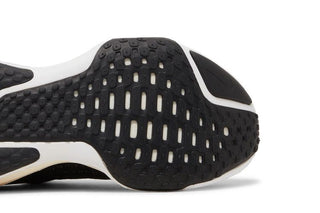 Nike ZoomX Invincible Run Flyknit 3 'Black White'
