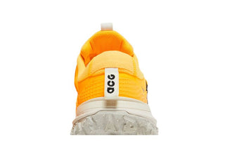 Nike ACG Mountain Fly 2 Low 'Laser Orange'