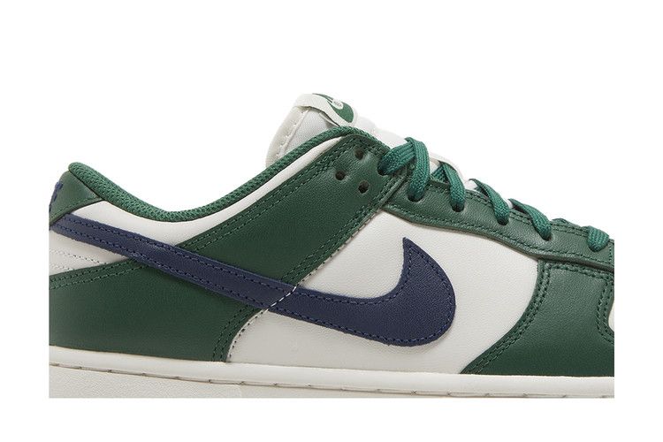 Nike Dunk Low 'Gorge Green'