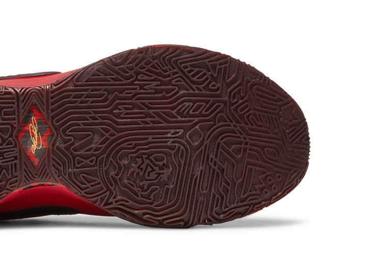 Liverpool F.C. x Nike LeBron 20 EP