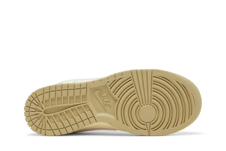Nike Dunk Low SE 'The Future is Equal'