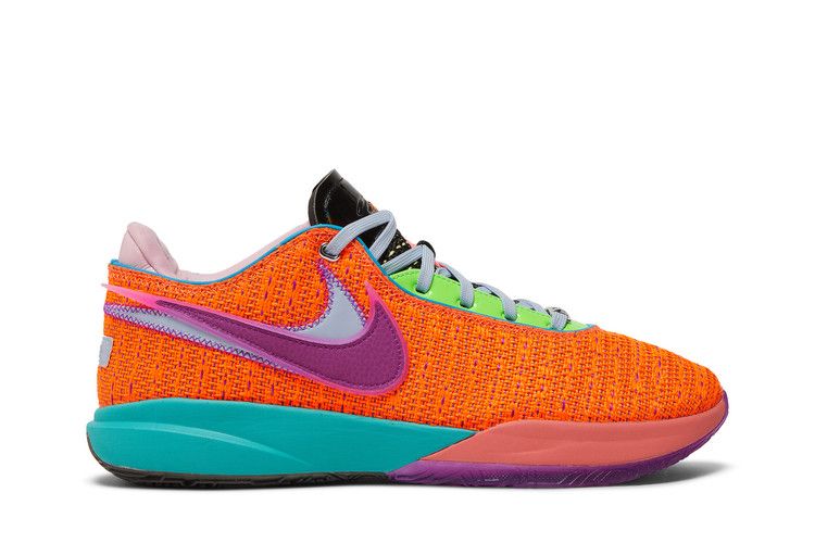 Nike LeBron 20 'Chosen 1'
