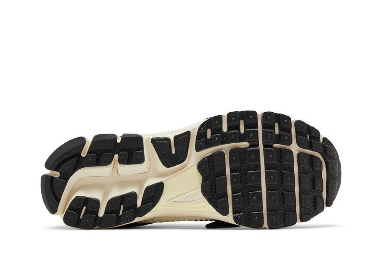 Nike Air Zoom Vomero 5 'Timeless'