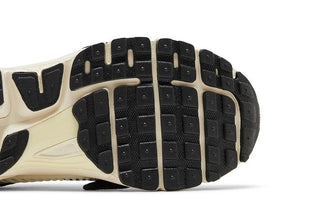 Nike Air Zoom Vomero 5 'Timeless'