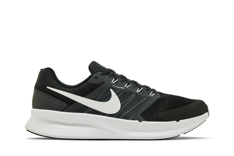 Nike Run Swift 3 'Black White'