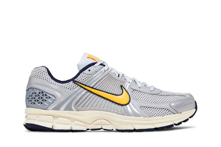 Nike Air Zoom Vomero 5 'Platinum Laser Orange'
