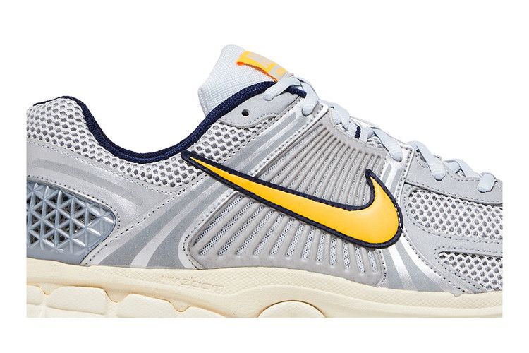Nike Air Zoom Vomero 5 'Platinum Laser Orange'