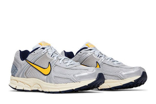 Nike Air Zoom Vomero 5 'Platinum Laser Orange'