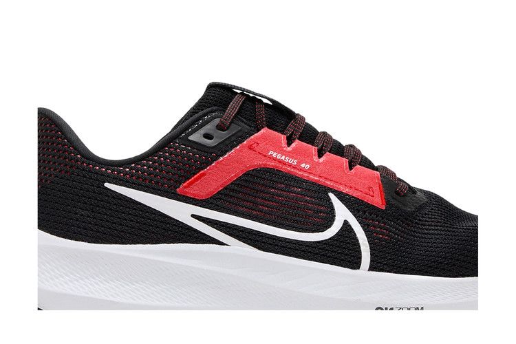 Nike Air Zoom Pegasus 40 'Black Light Crimson'