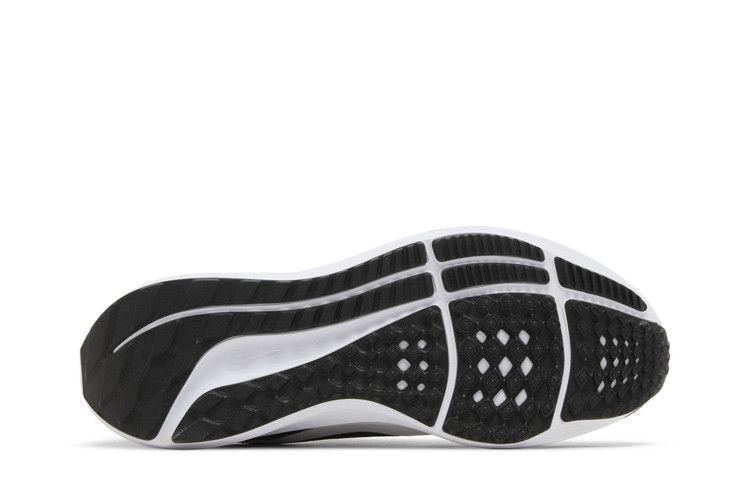 Nike Air Zoom Pegasus 40 'Black White'