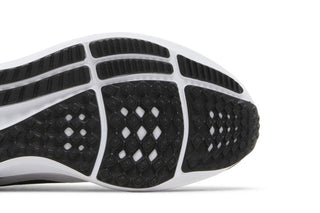 Nike Air Zoom Pegasus 40 'Black White'