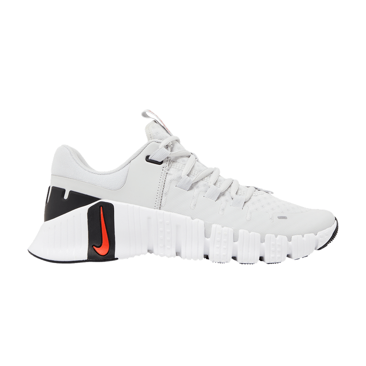 Nike Free Metcon 5 'Photon Dust Picante Red'