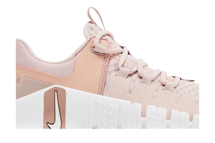 Nike Free Metcon 5 'Pink Oxford'