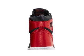 Air Jordan 1 Retro High OG 'Satin Bred' 2023