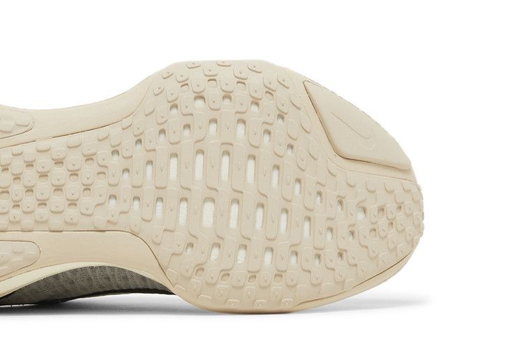 Nike ZoomX Invincible 3 'Cool Grey Black'
