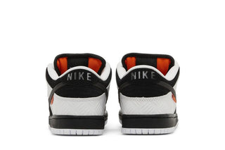 TIGHTBOOTH x Nike Dunk Low SB