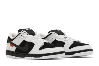 TIGHTBOOTH x Nike Dunk Low SB
