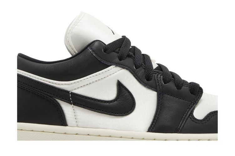 Air Jordan 1 Low SE 'Vintage Panda'