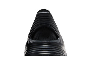 HOKA Restore TC 'Black'