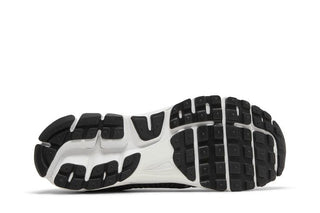 Nike Air Zoom Vomero 5 'Black Picante Red'