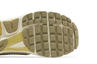 Nike Air Zoom Vomero 5 'Light Bone Olive'