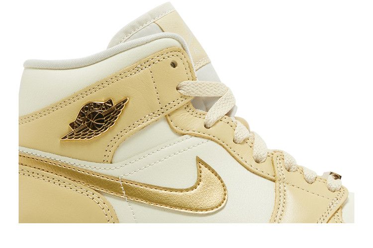 Air Jordan 1 Mid 'Pale Vanilla Gold'