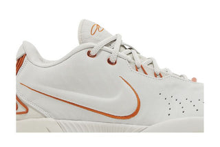 Nike LeBron 21 'Akoya'