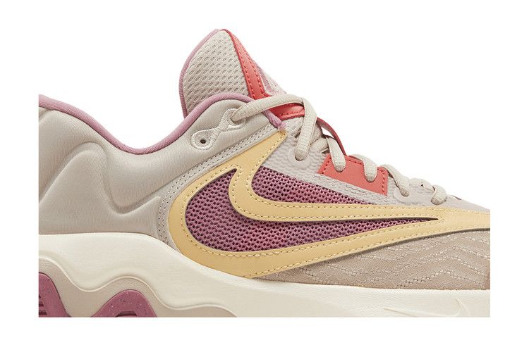 Nike Giannis Immortality 3 'Fossil Stone Celestial Gold'