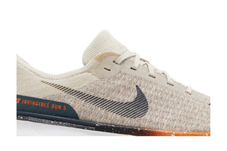 Nike ZoomX Invincible Run Flyknit 3 'Oatmeal Safety Orange'