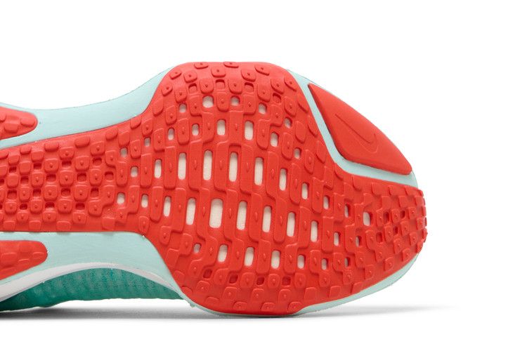 Nike ZoomX Invincible 3 'Jade Ice'
