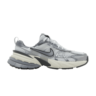 Nike V2K Run 'Pure Platinum Wolf Grey'