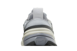 Nike V2K Run 'Pure Platinum Wolf Grey'